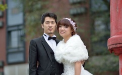 两个人一前一后的上我三明治